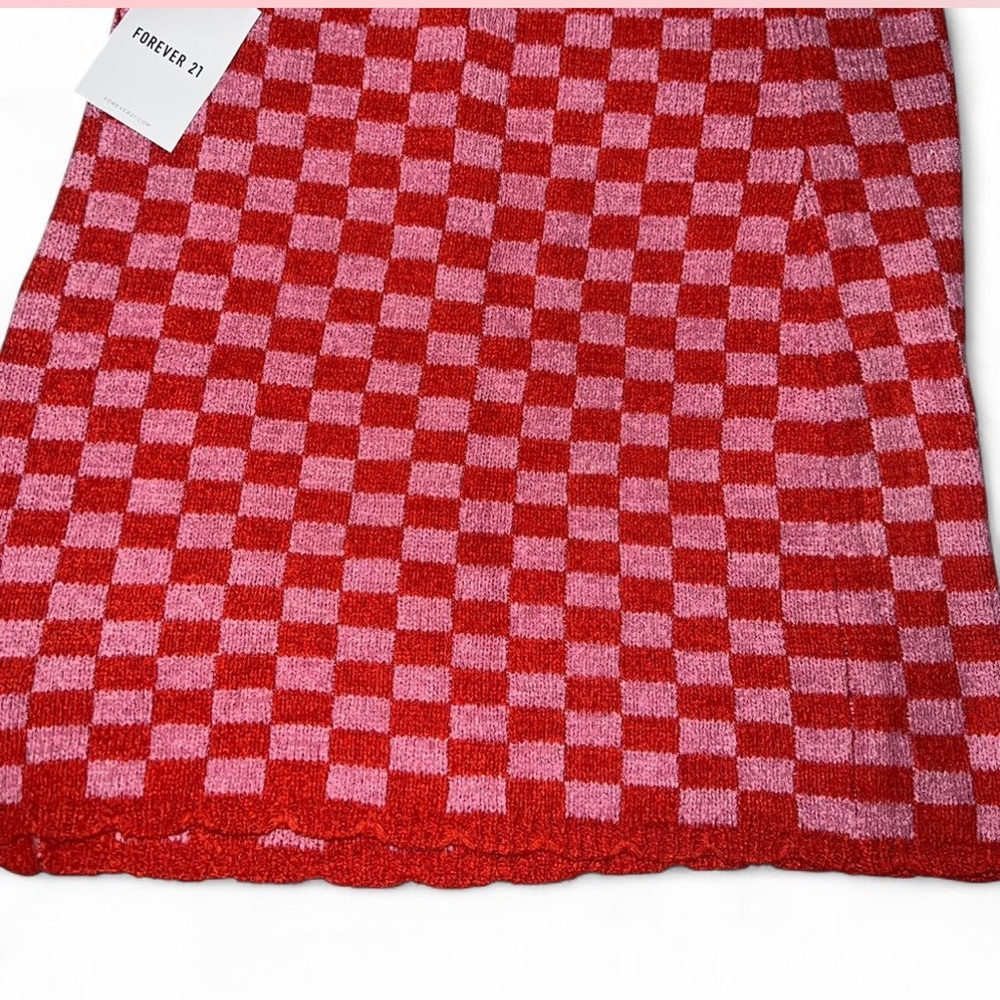 Checkered mini skirt